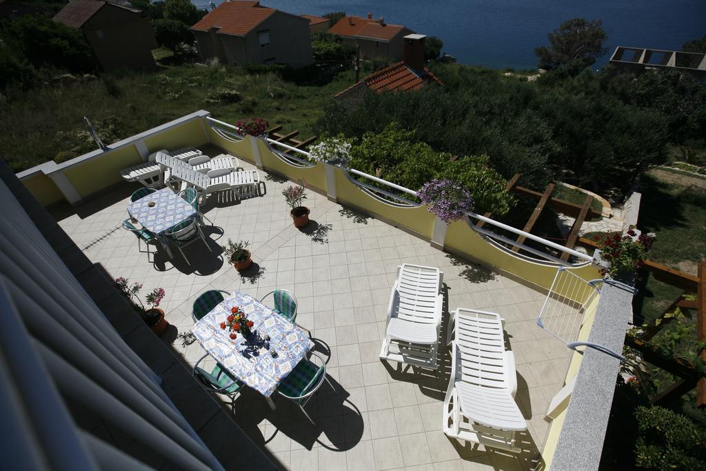 Apartments Roza Miškovići Exterior foto